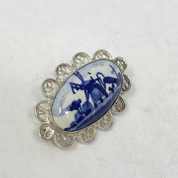 Vintage Delft Holland 800 Silver Filigree Porcelain Oval Brooch Pin Tarnish - Picture 2 of 8